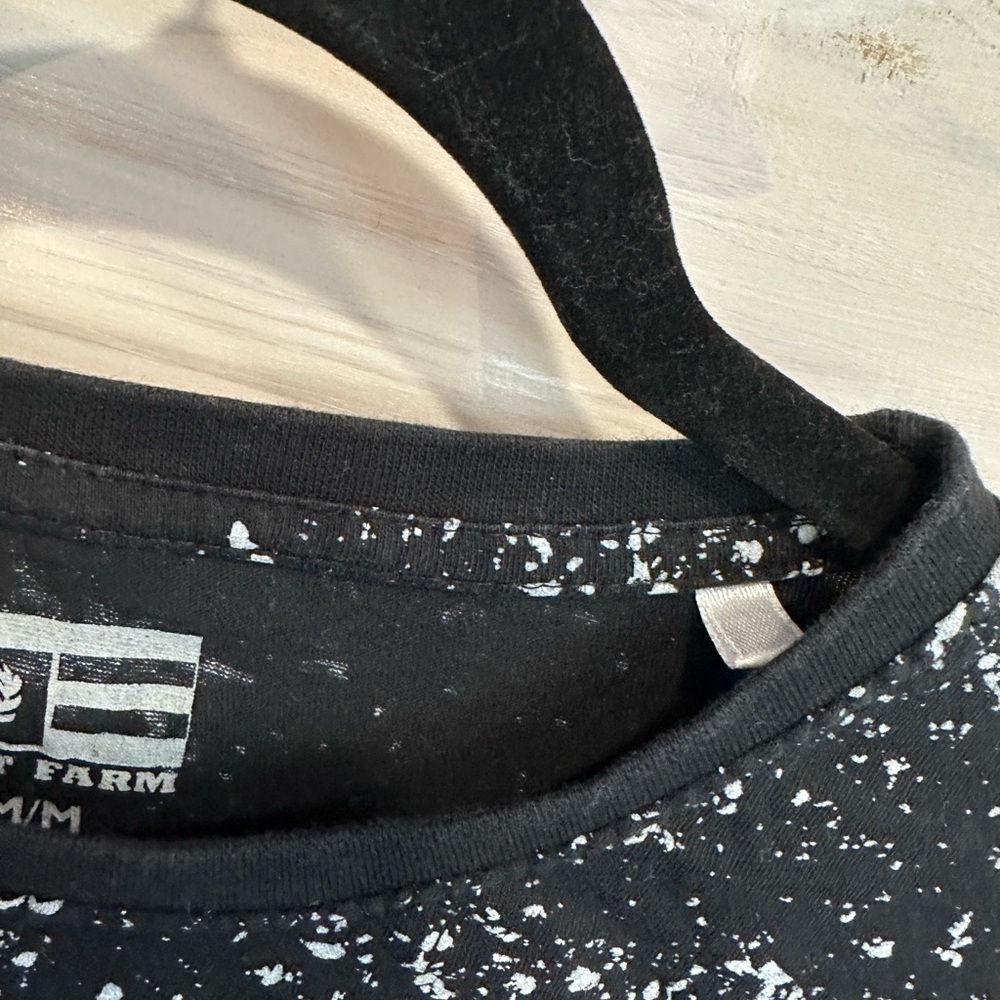 Phat Farm Black Tee with White Splatter - Picture 5 of 6